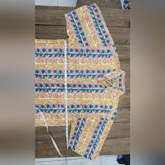 👣 The Territory Ahead Mens Abstract Tribal Button-up Short-Sleeve Shirt Size XL - Picture 4 of 7